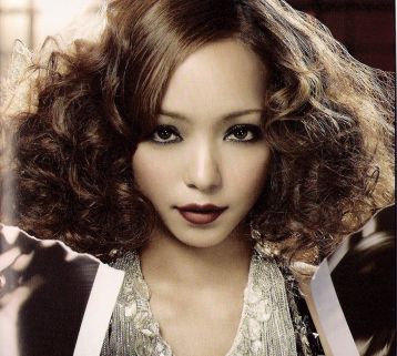 namie-amuro-defend-love.jpg